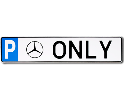 Parkeringsplats Mercedes Only